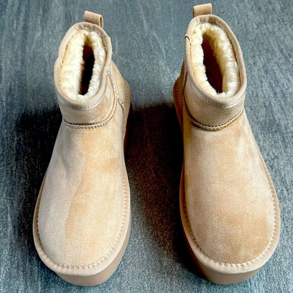 NEW Soda Benji Platform Ankle Bootie Boot Sherpa Faux Fur Lined in Oat Size 7.5 - Picture 3 of 12